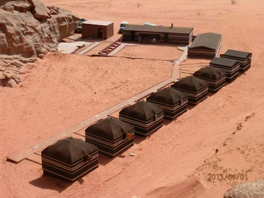 Desert Lovers Camp 46/48