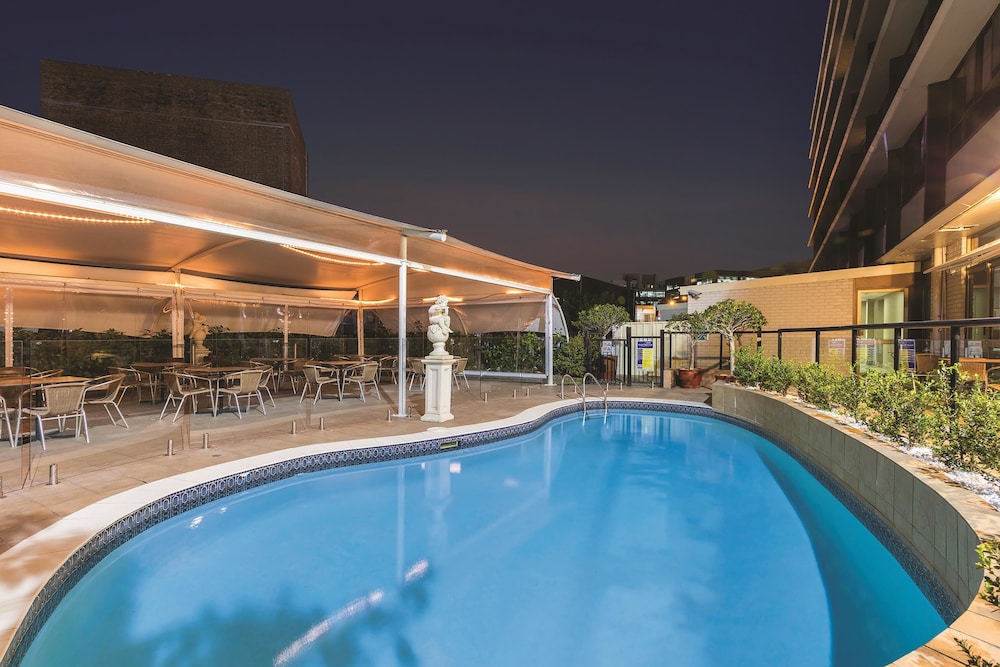Mercure Newcastle 24/50