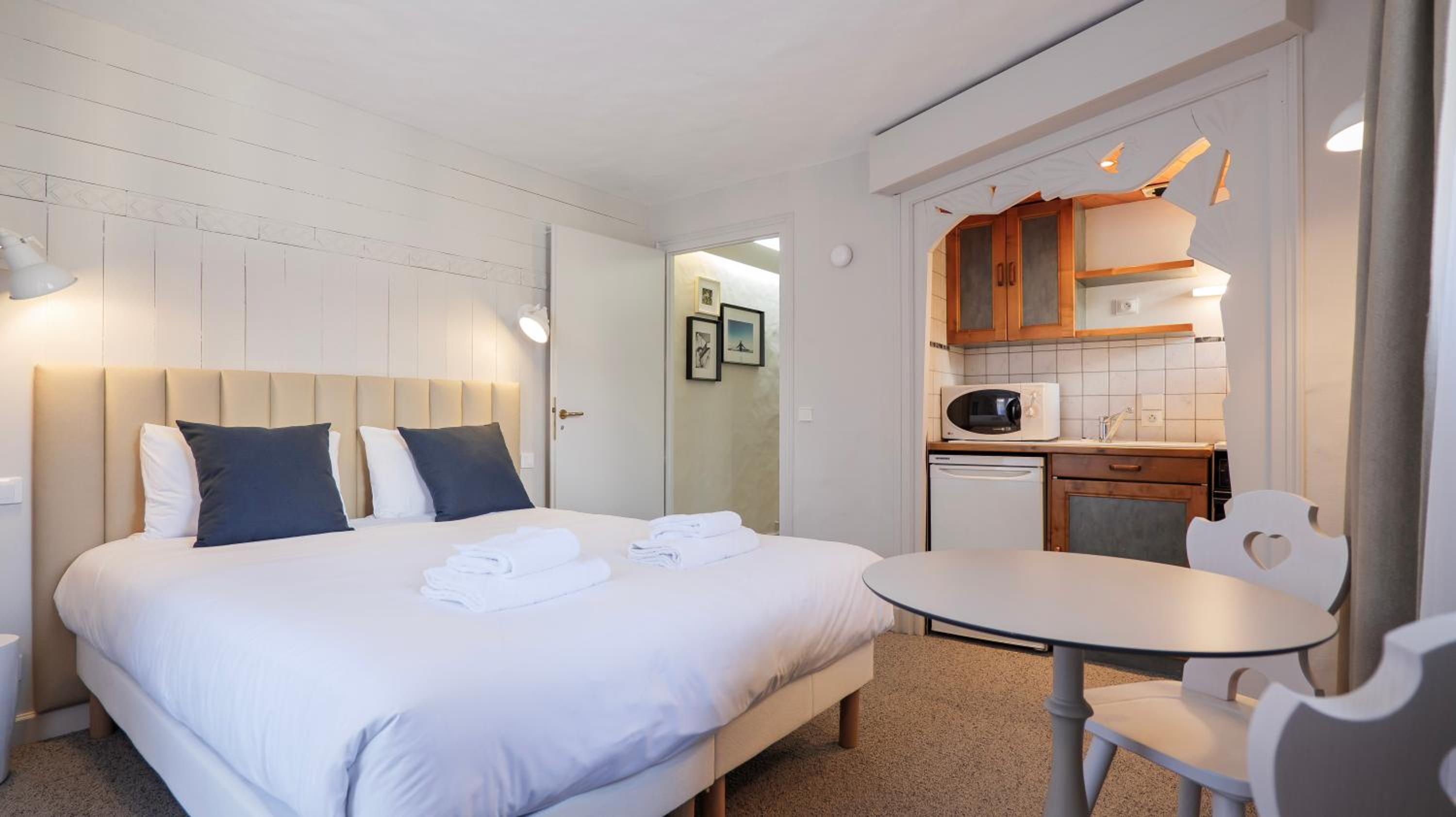Hotel des 2 Gares 10/31