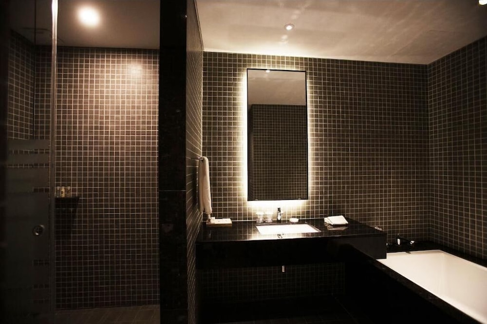 Sky View Hotel 28/56