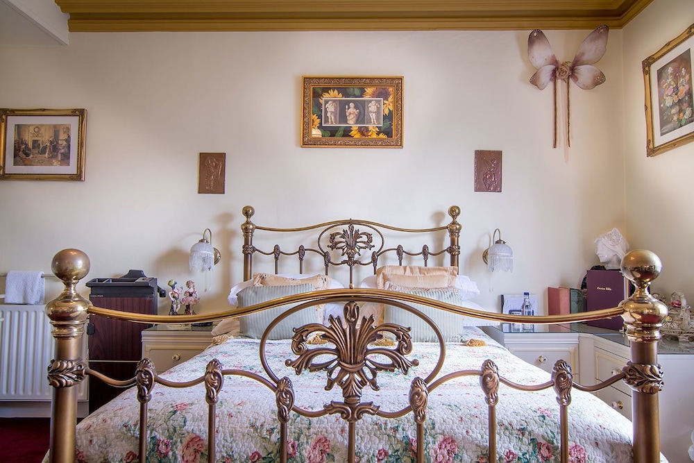 Creston Villa Guest House 24/33