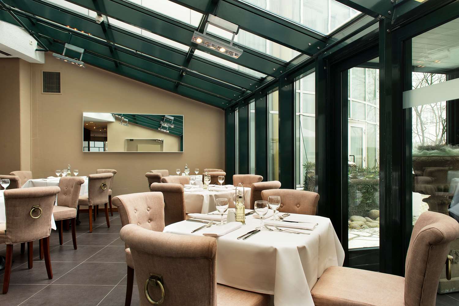 Wyndham Hannover Atrium 16/25