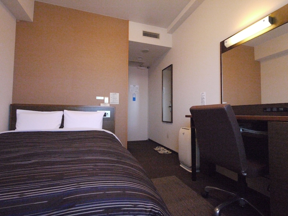 Hotel Route-Inn Higashimuroran Ekimae 10/60