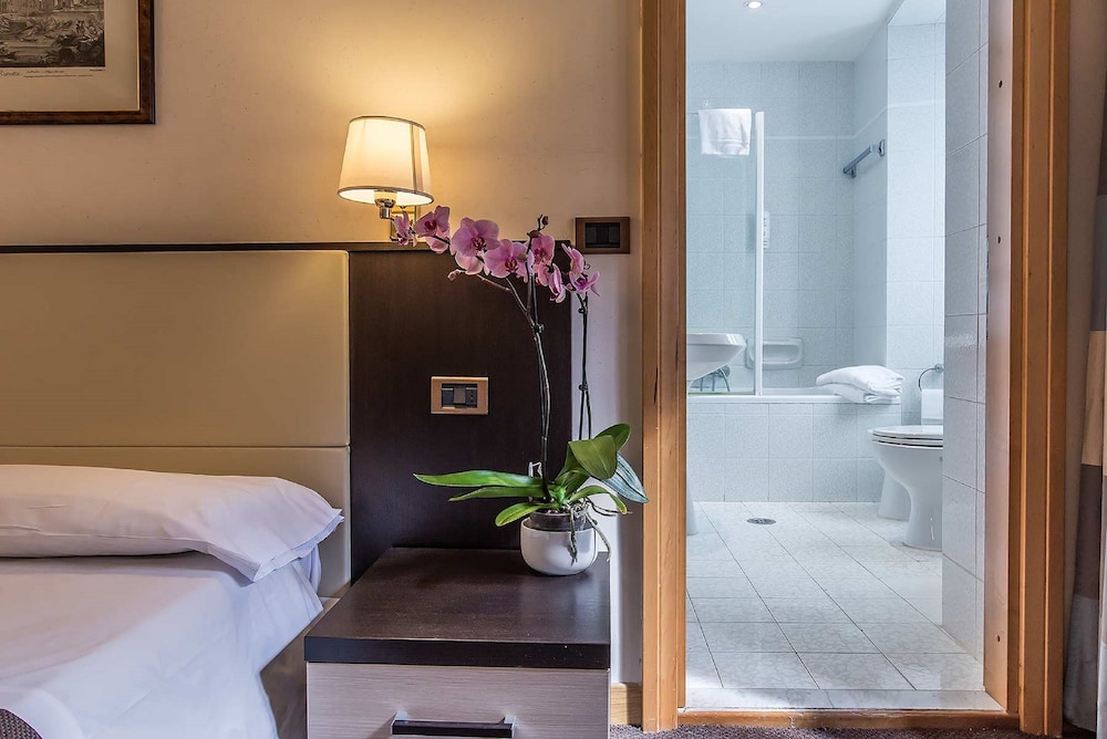ホテル トリトーネ(Hotel Tritone Rome) 写真3