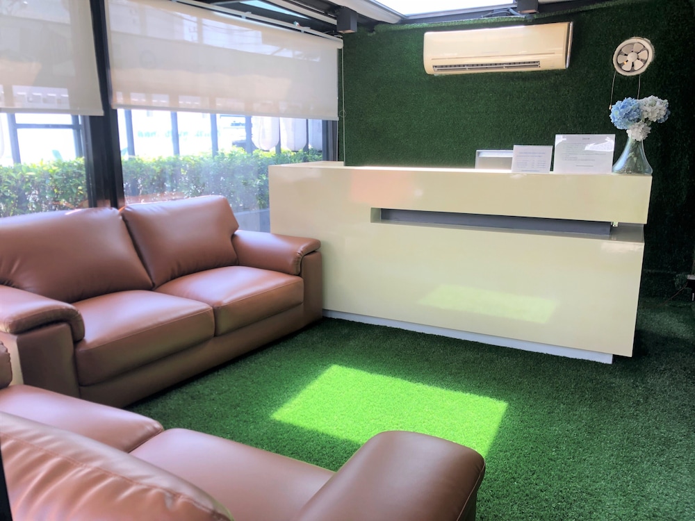 Poonsuk Place Hotel 18/22