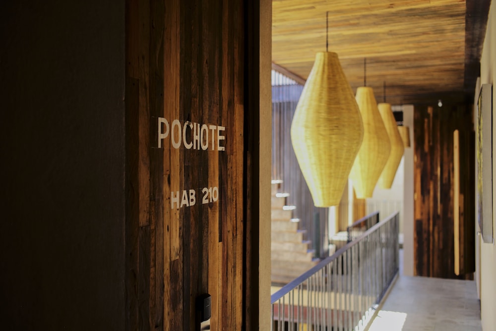 Hotel Los Amantes 37/50
