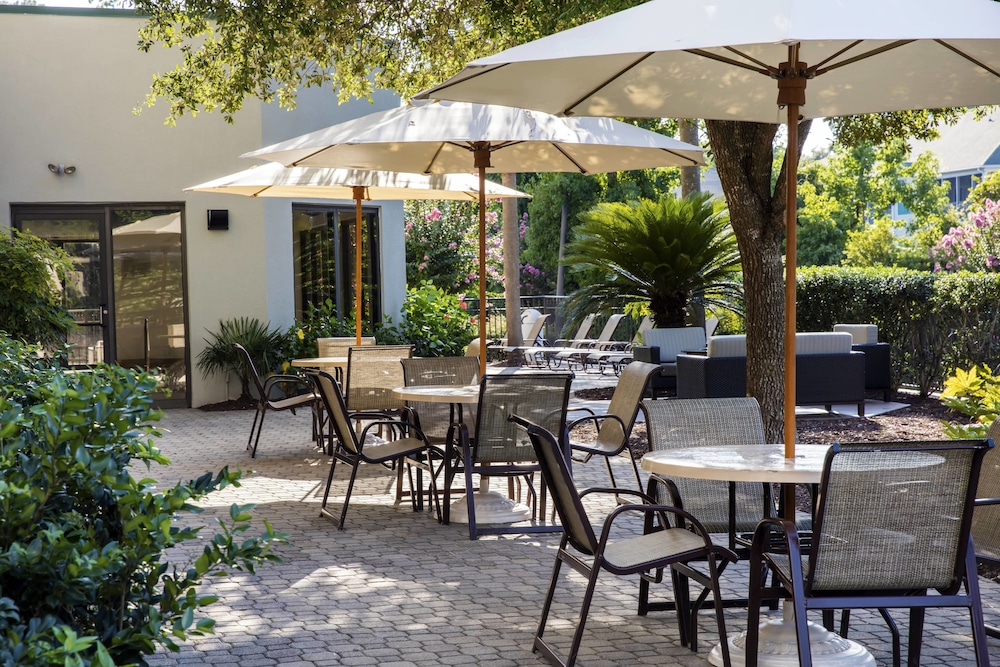 Courtyard Myrtle Beach Barefoot Landing 30/45