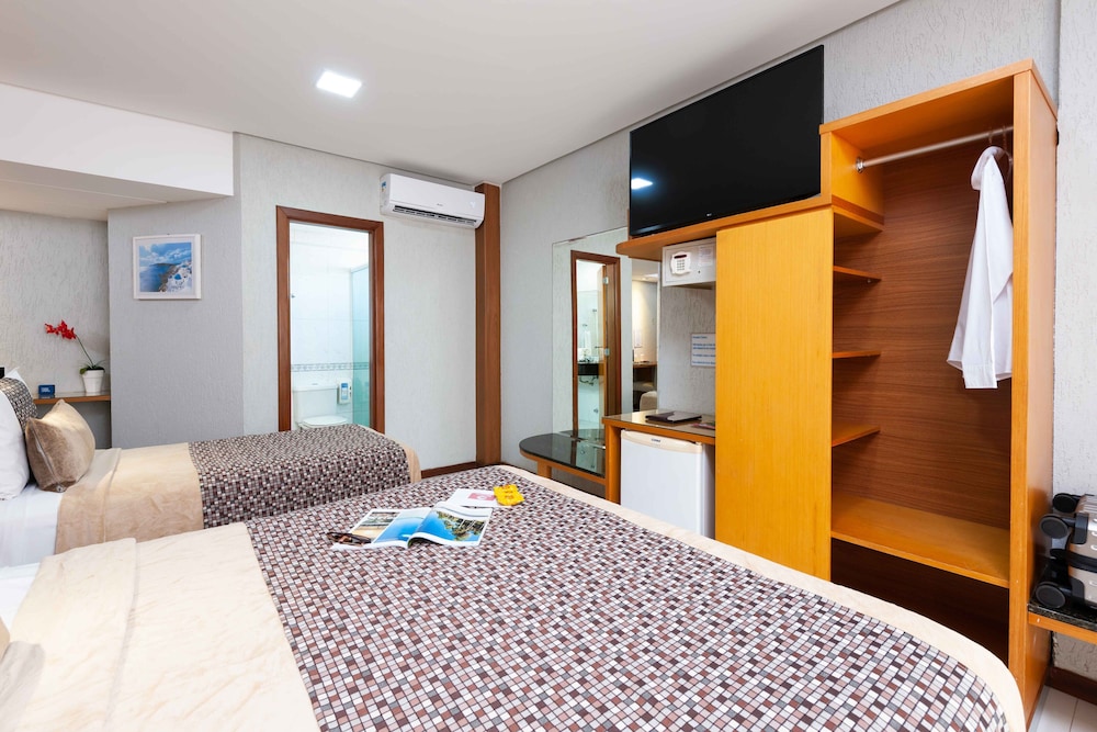 Hotel Santorini 24/72