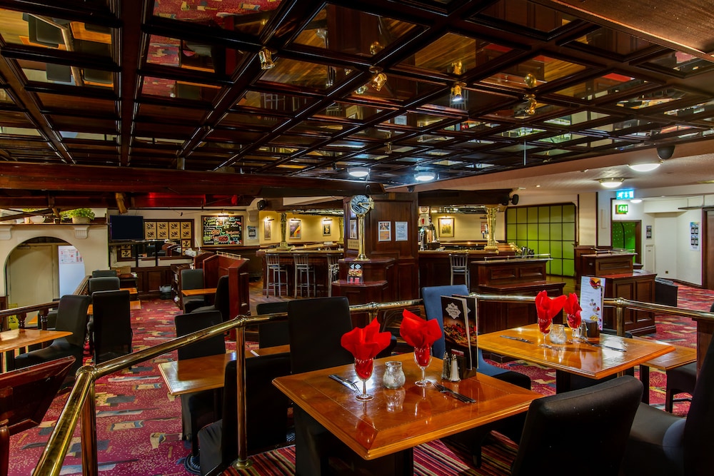 Sachas Hotel Manchester 42/50