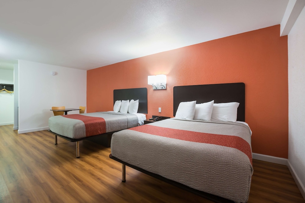 Motel6 Suwanee GA - Gwinnett Center 27/60