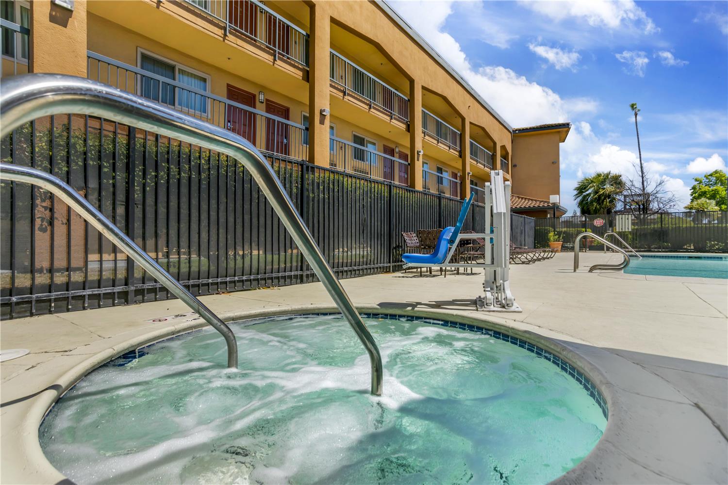 Best Western Plus Pleasanton Inn 8/23
