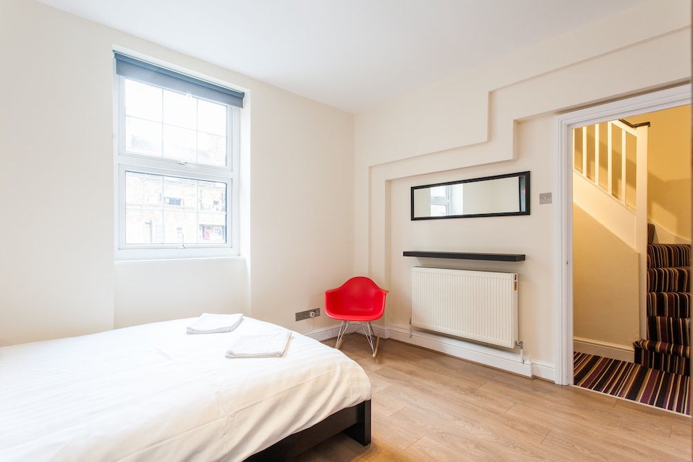 Monopoly Accommodations 12/50
