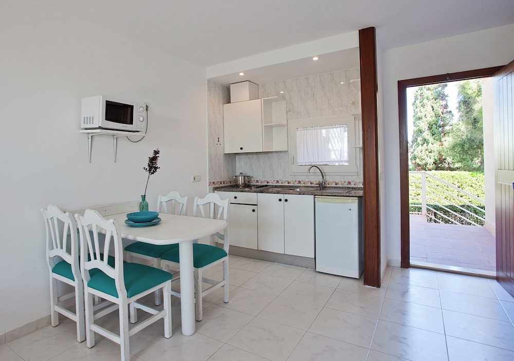 Apartamentos Sol Romantica by DOT Suites 34/57