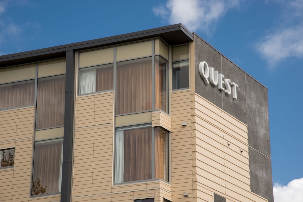 Quest On Beaumont 3/56