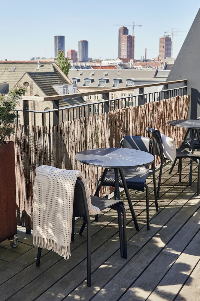 Hotel Sct Thomas 32/50