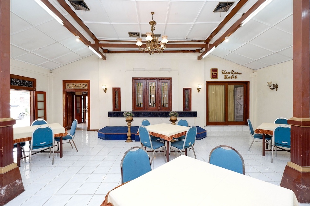 Super OYO Capital O 1644 Hotel Griya Kencana 53/59