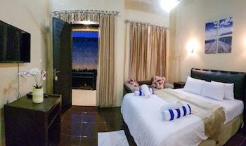 DELUXE, VILLA, QUEEN BED, POOL VIEW, POOL SIDE, SOFA