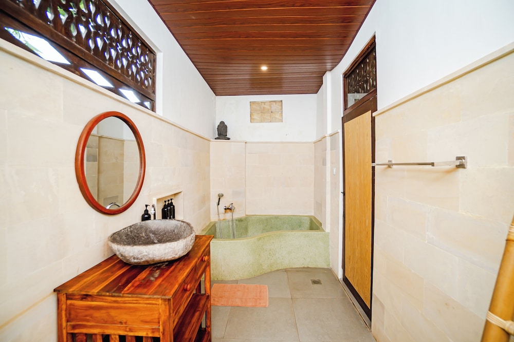 Gusde Tranquil Villas 10/78