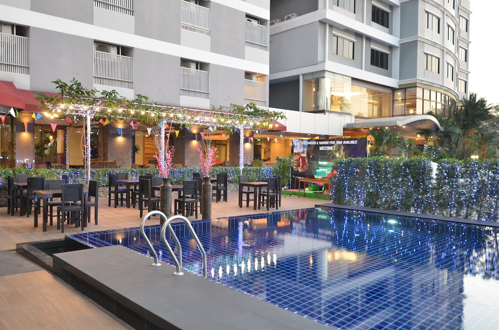 Tara Garden Hotel 44/50