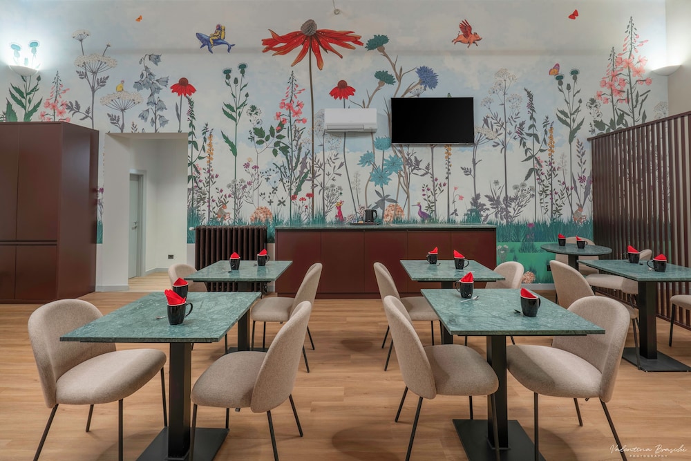 Hotel Adamas 34/47