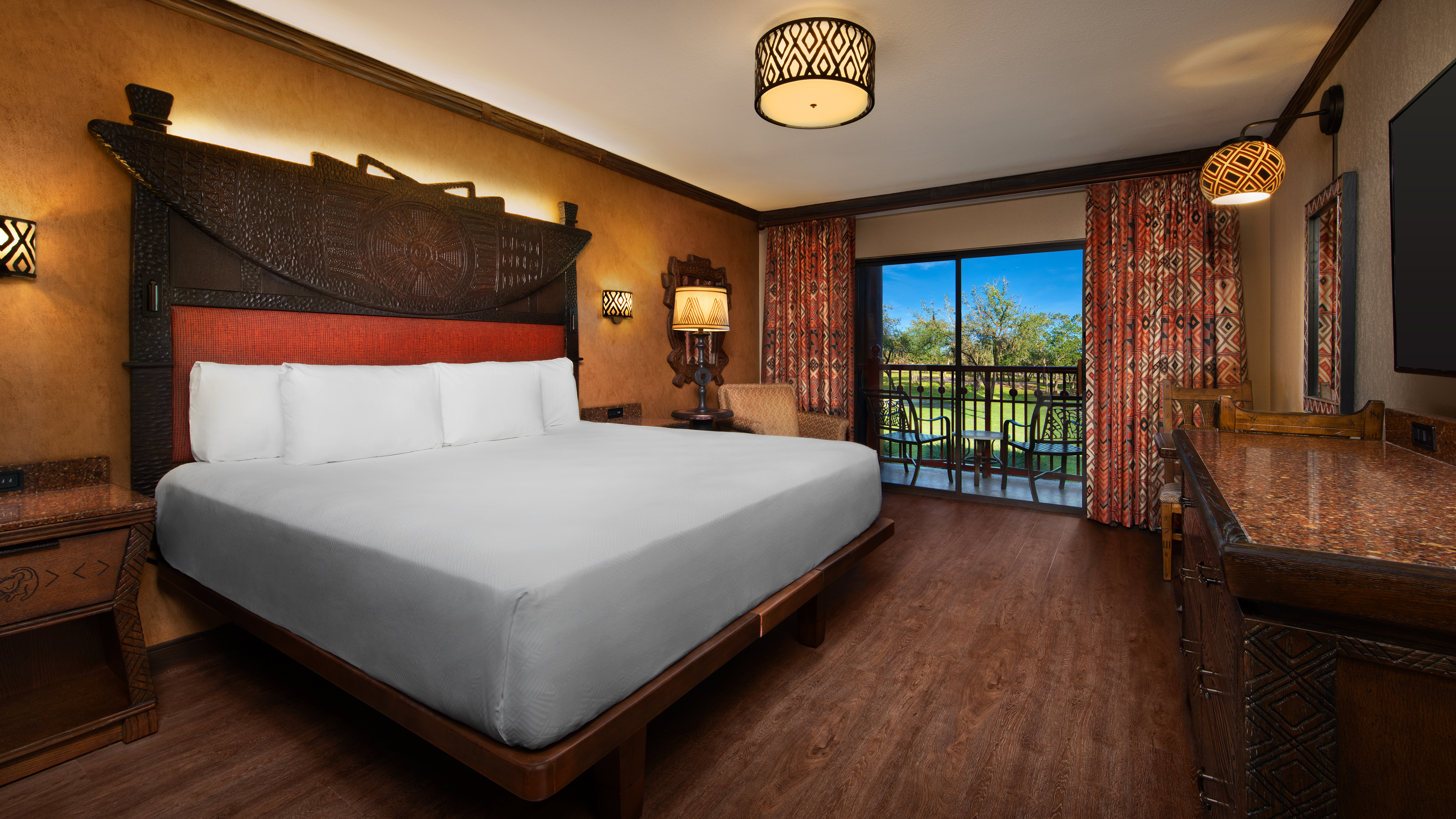 Room, Pool View