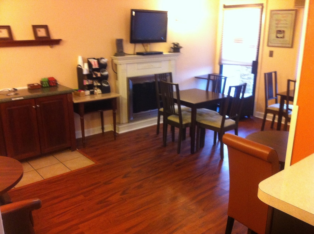 West Bank Inn 41/60