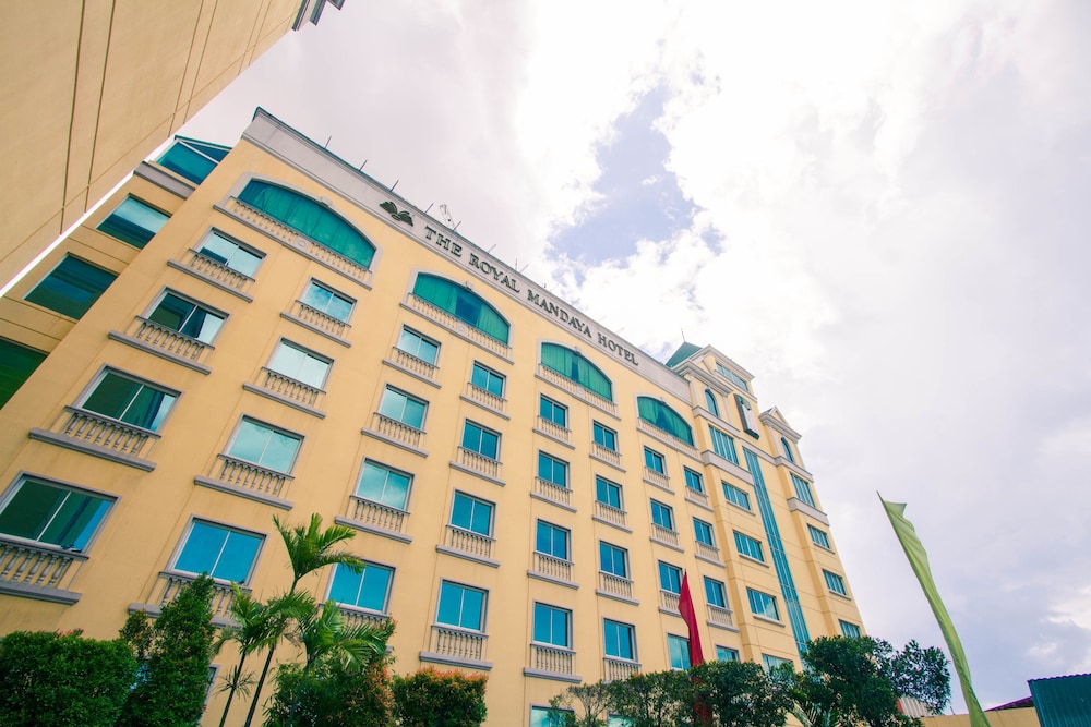 The Royal Mandaya Hotel 1/22