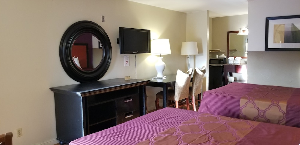 Fullerton Inn 34/53