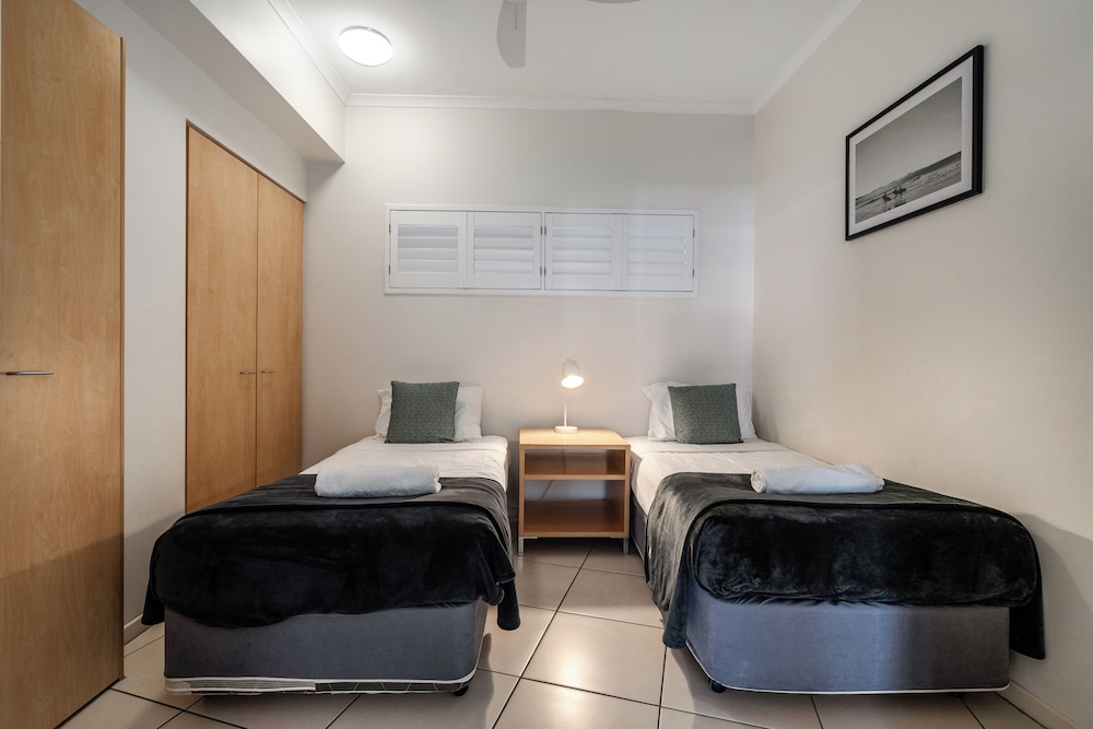 2 Bedrooms, Roof Top, Tower, Pool Side، Rolling Surf Resort 7/9