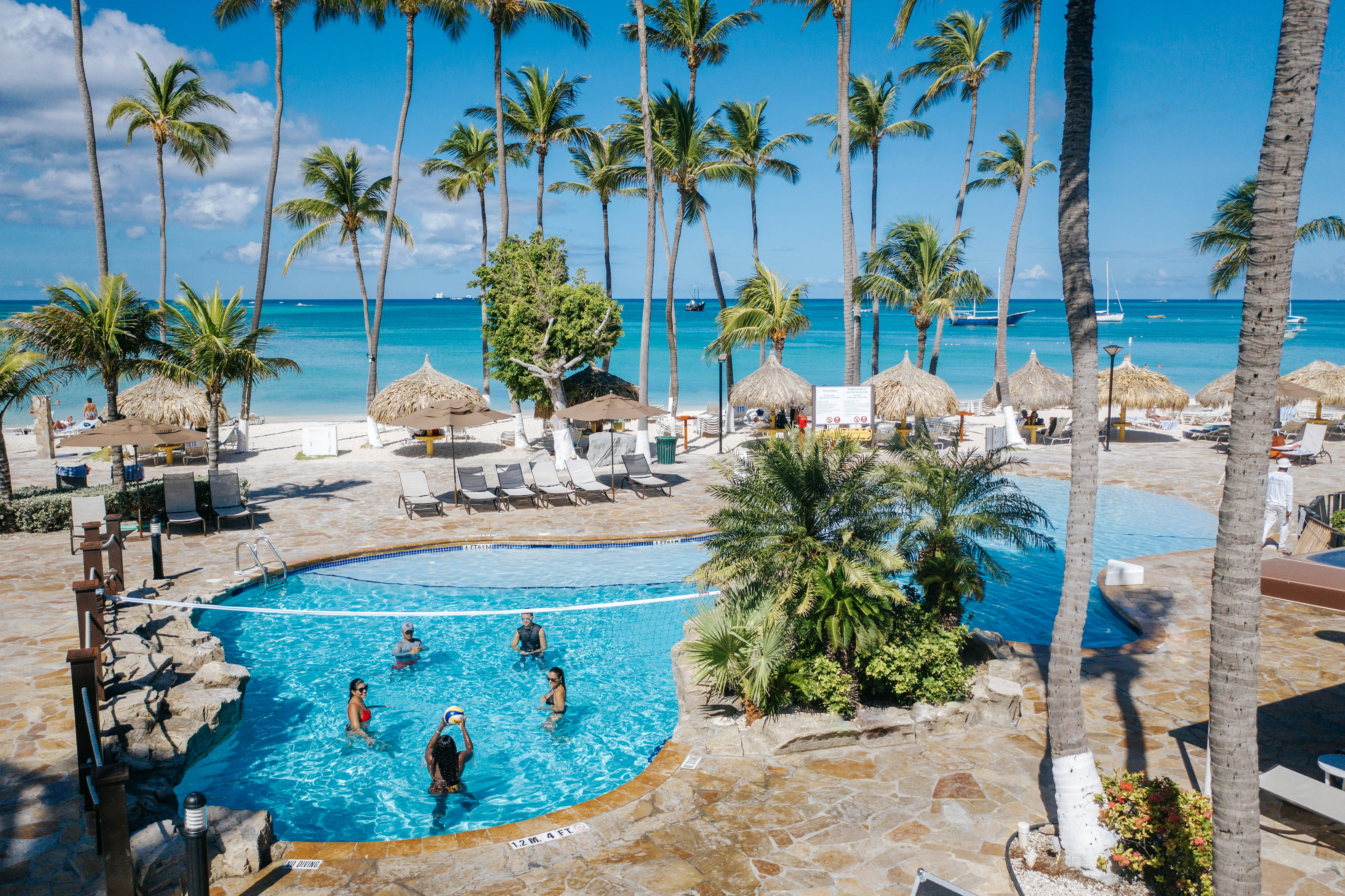 Holiday Inn Resort Aruba-Beach 35/77