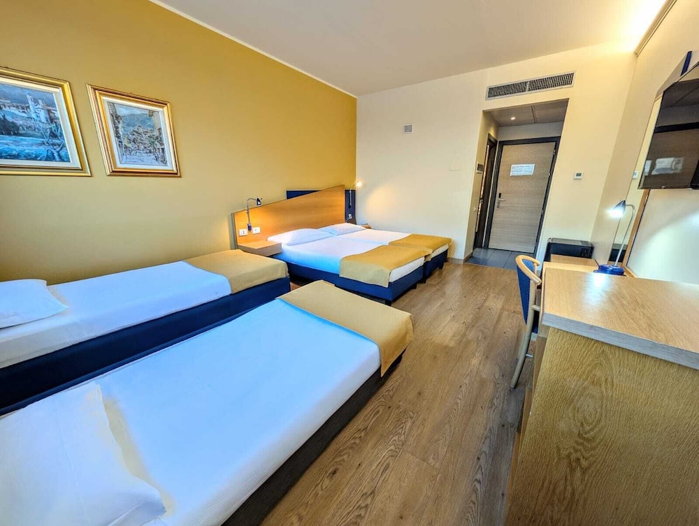 Hotel Express Aosta East 7/49