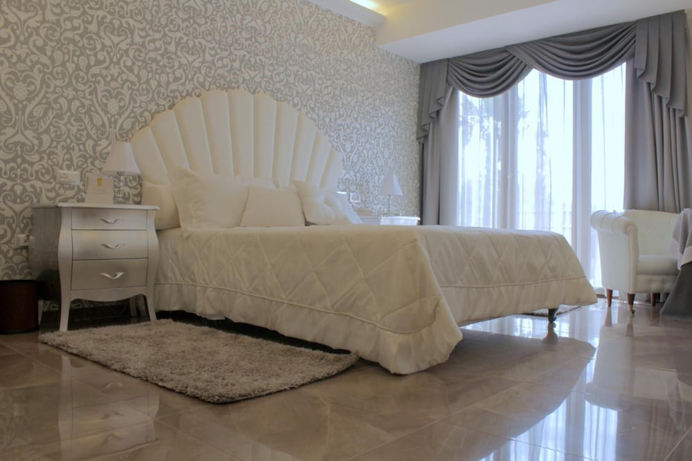 OC Hotel 7/20