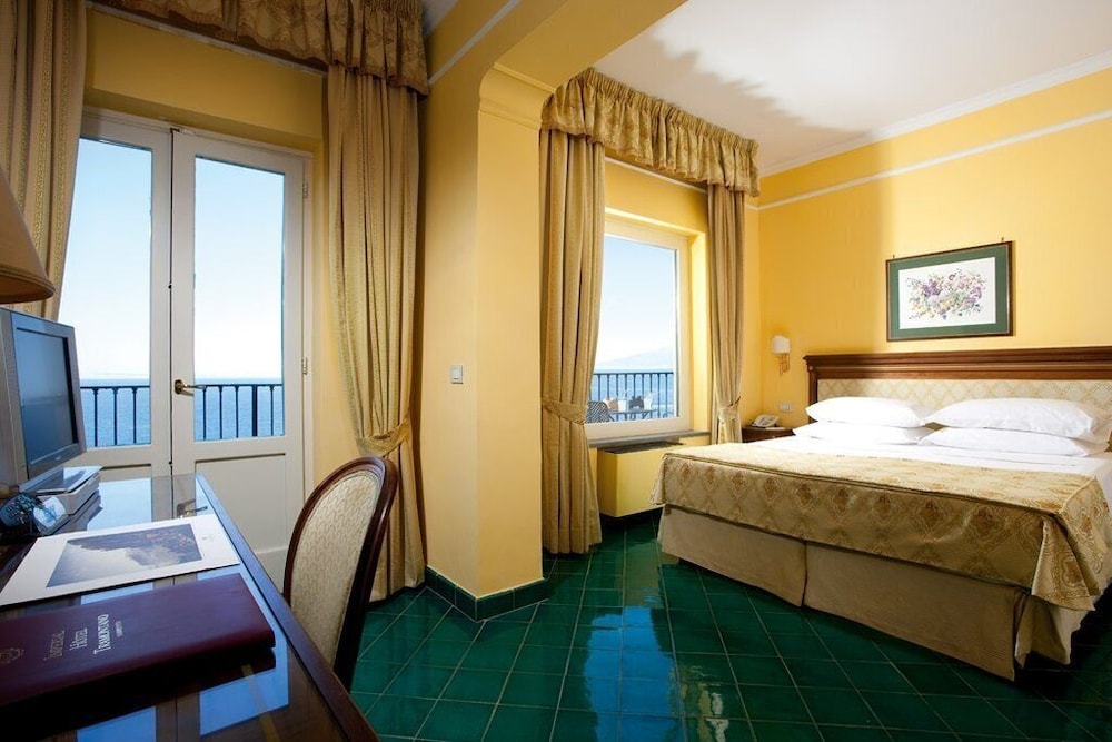 Imperial Hotel Tramontano 14/39