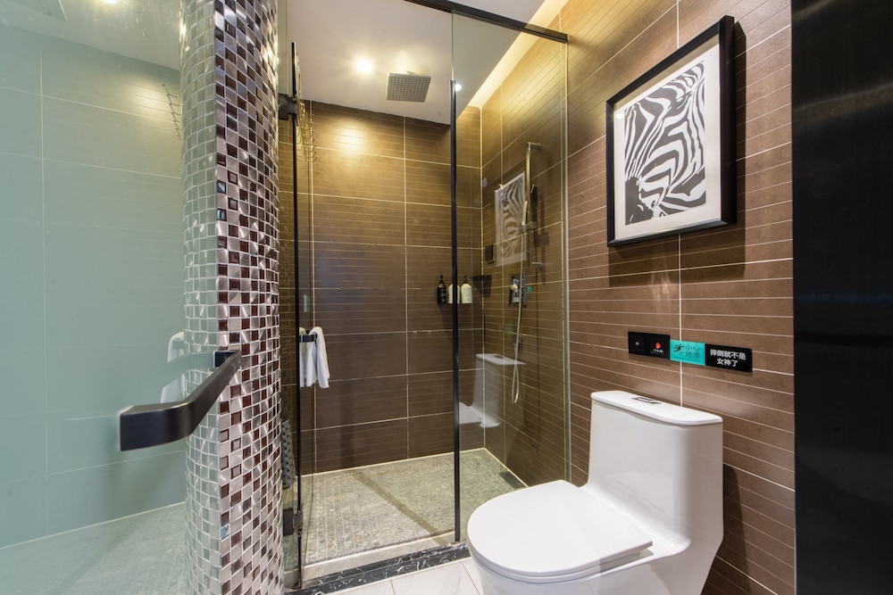 Pazhou XANA Deluxe International Hotel (Changgang Subway Metro Station Branch) 47/50