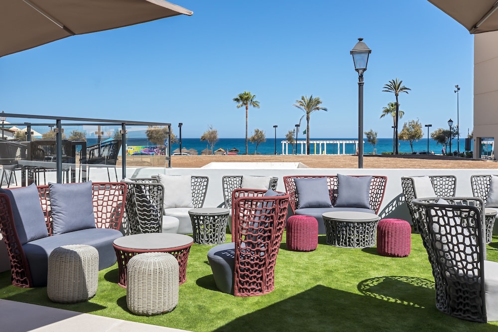 Occidental Fuengirola 10/45