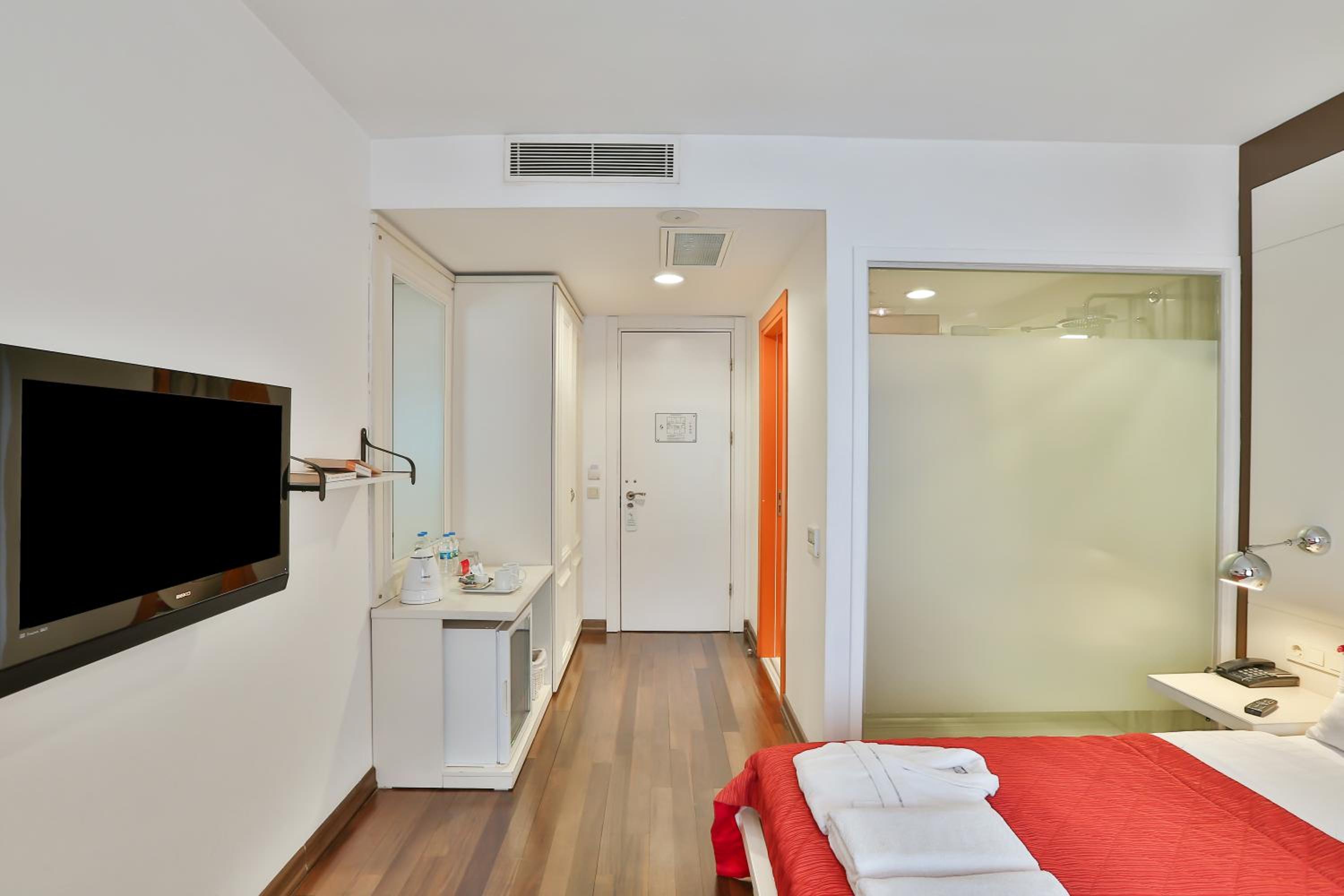 rooms