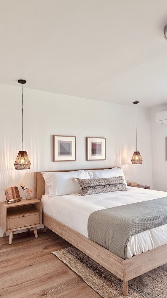 Ocean Villa Inn 16/66