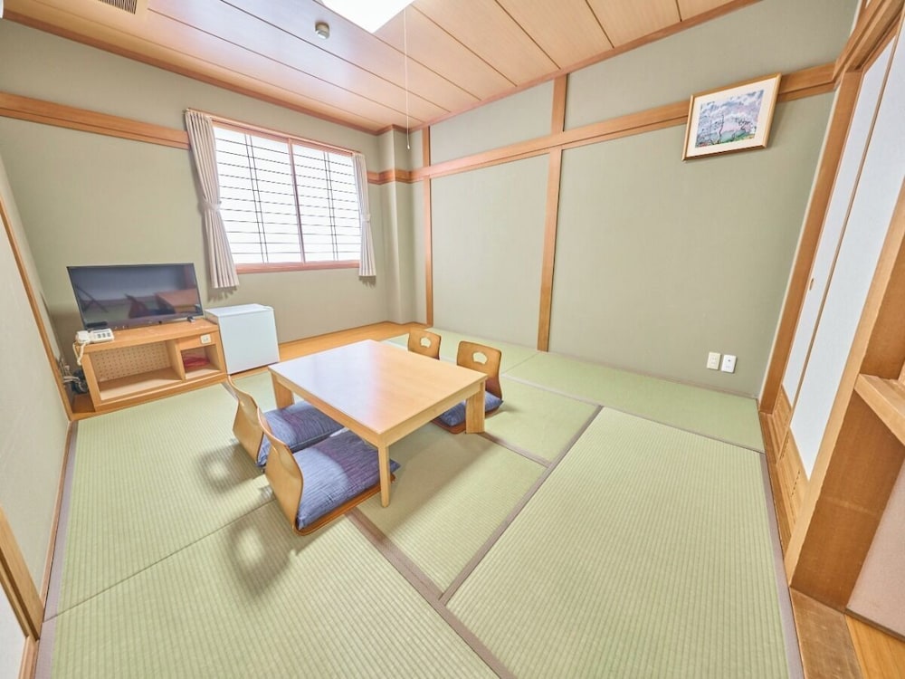 Smile Hotel Takaoka Ekimae 22/58