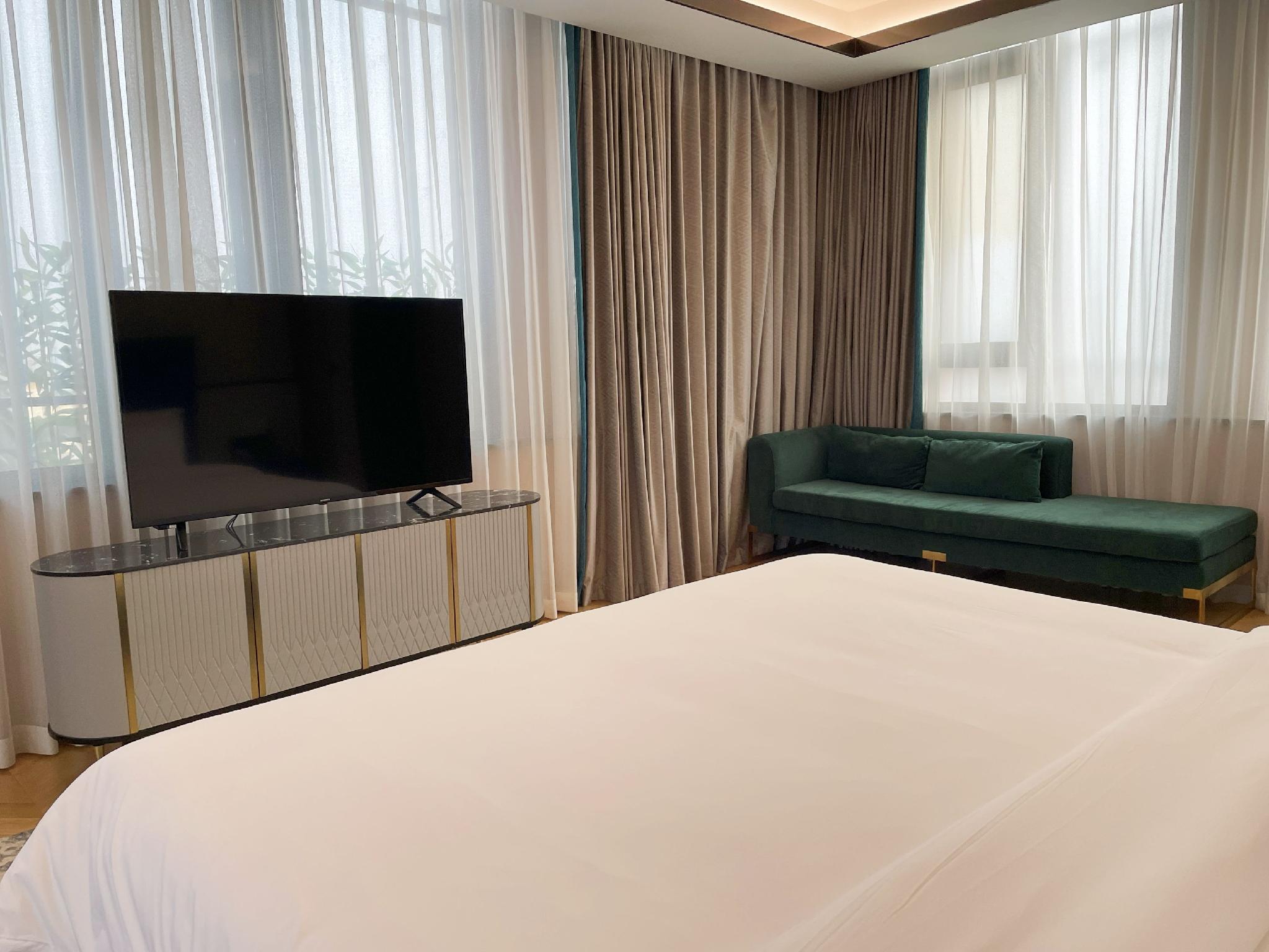Jiefang Hotel 13/30