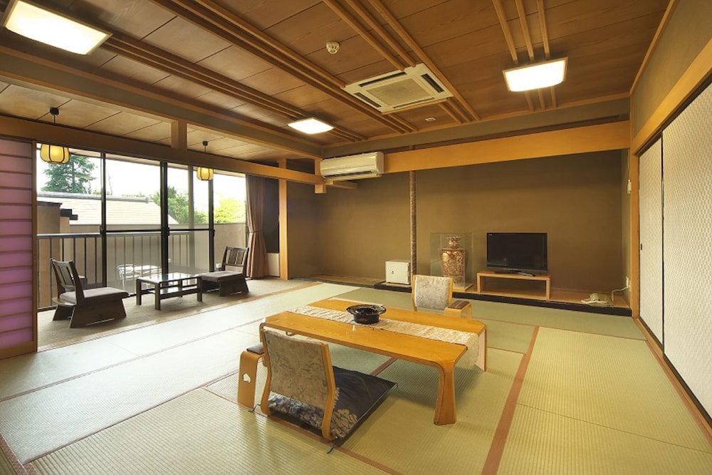 JAPANESE, OUTDOOR BATH