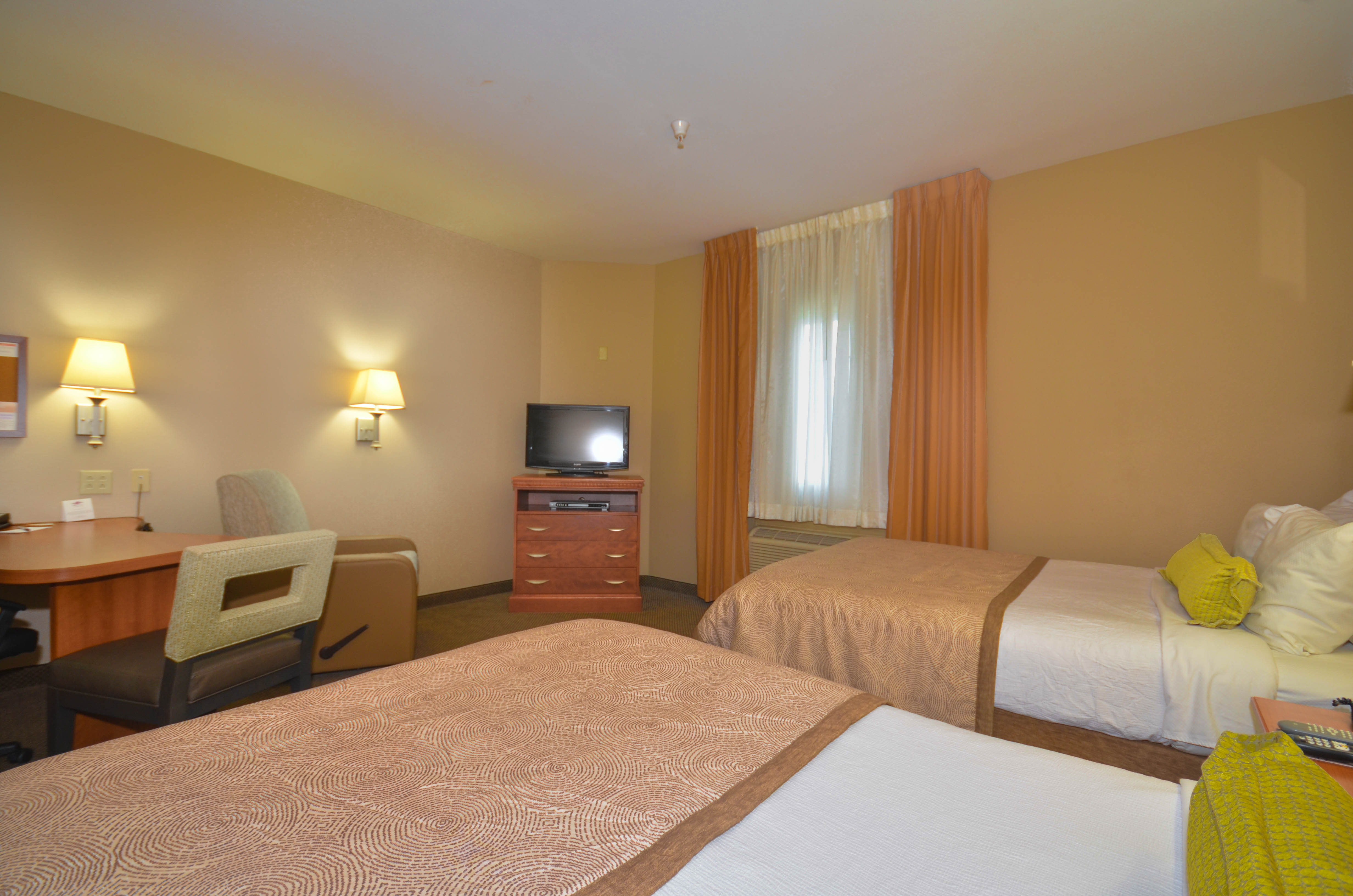 Studio, Suite, Queen Bed, Accessible