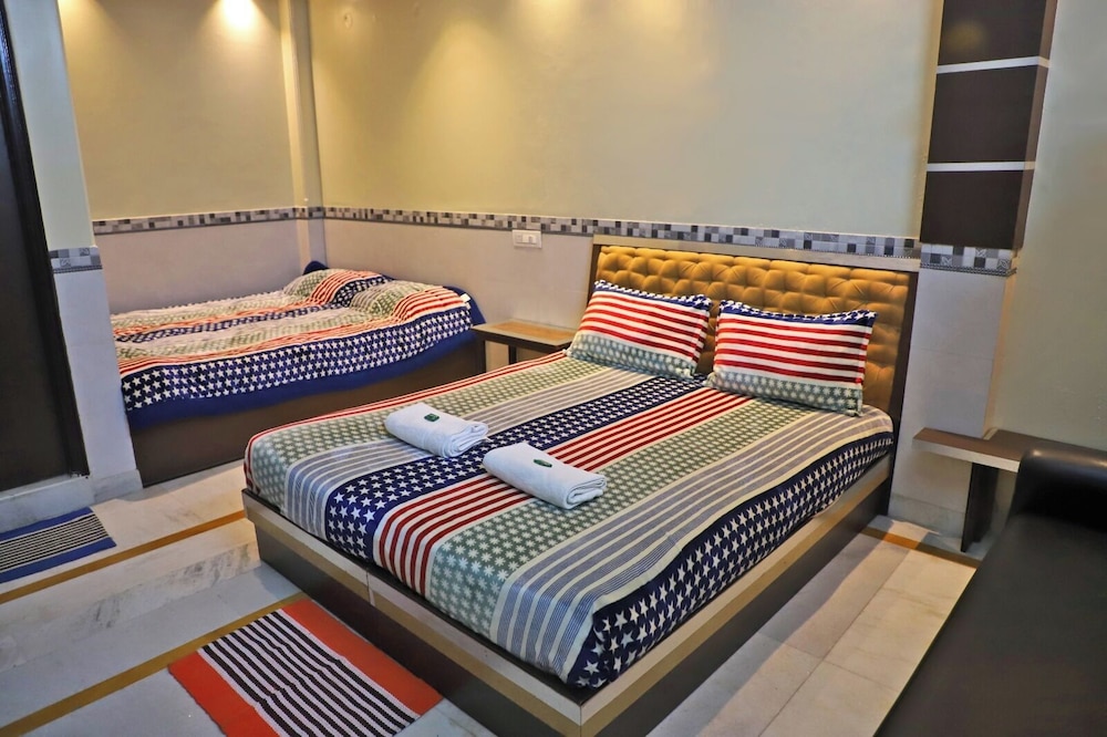 Hotel Traditional Inn 11/26