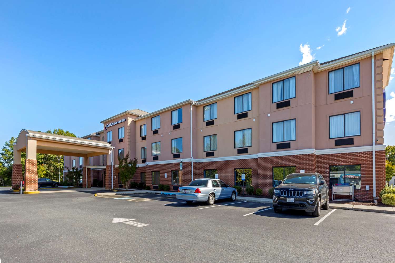 Comfort Inn Suites Cambridge 8/10