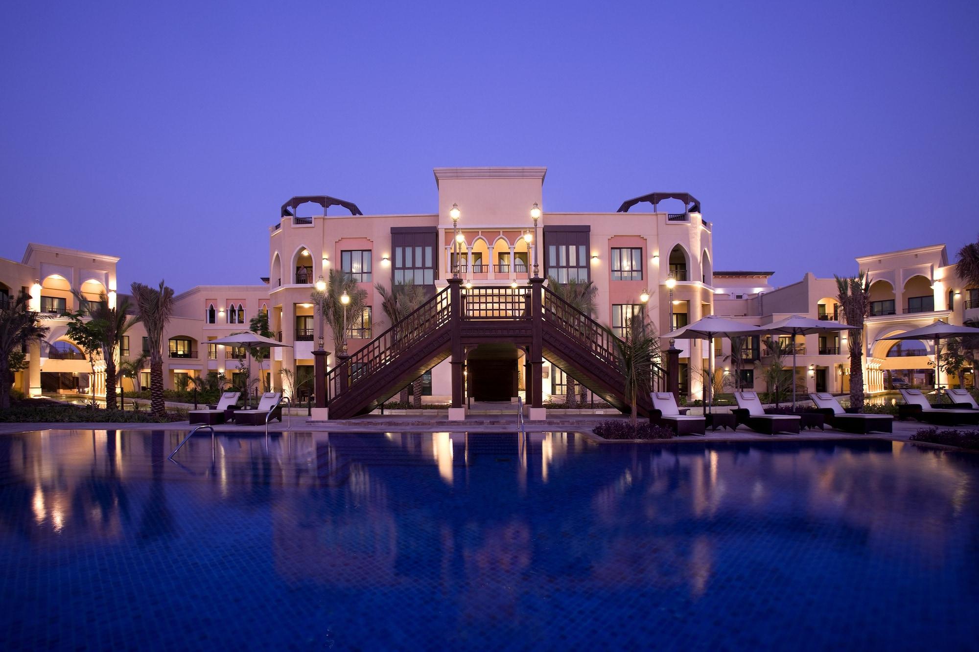 Shangri-La Residences Qaryat Al Beri 1/40