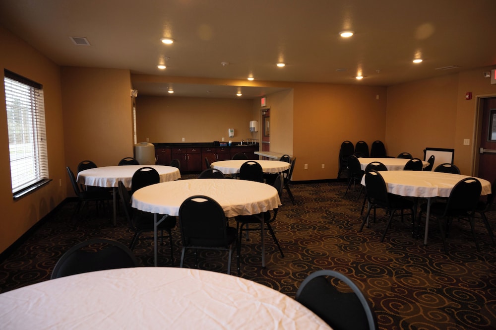 SureStay by Best Western Salem 44/56