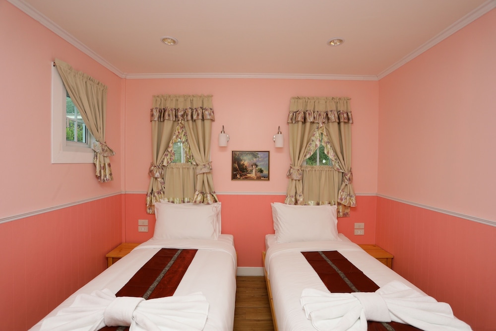 Pattaya Paradise Beach Resort 16/50