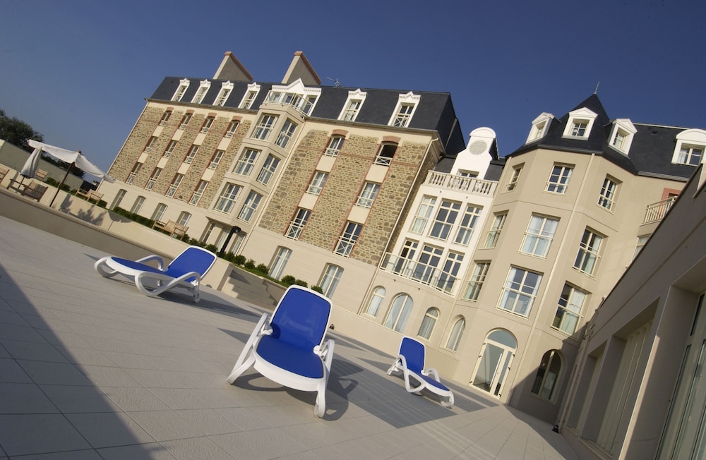 RESIDENCE REINE MARINE 6/71