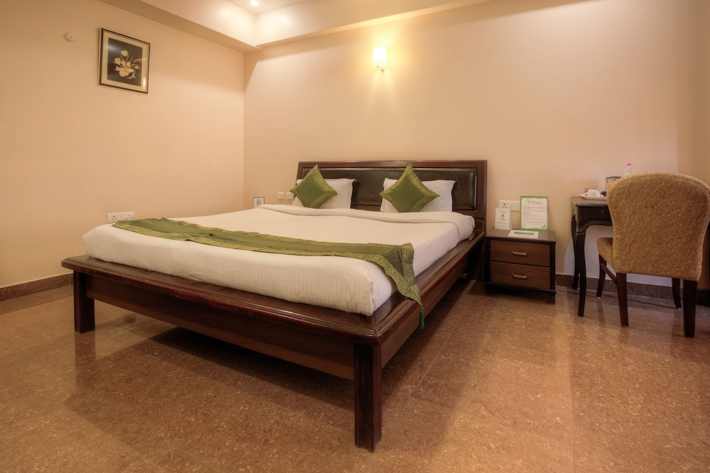 Treebo Shivam Inn 38/71