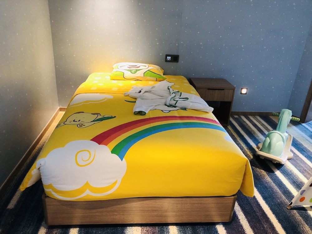 Holiday Inn Nantong Oasis International 30/78