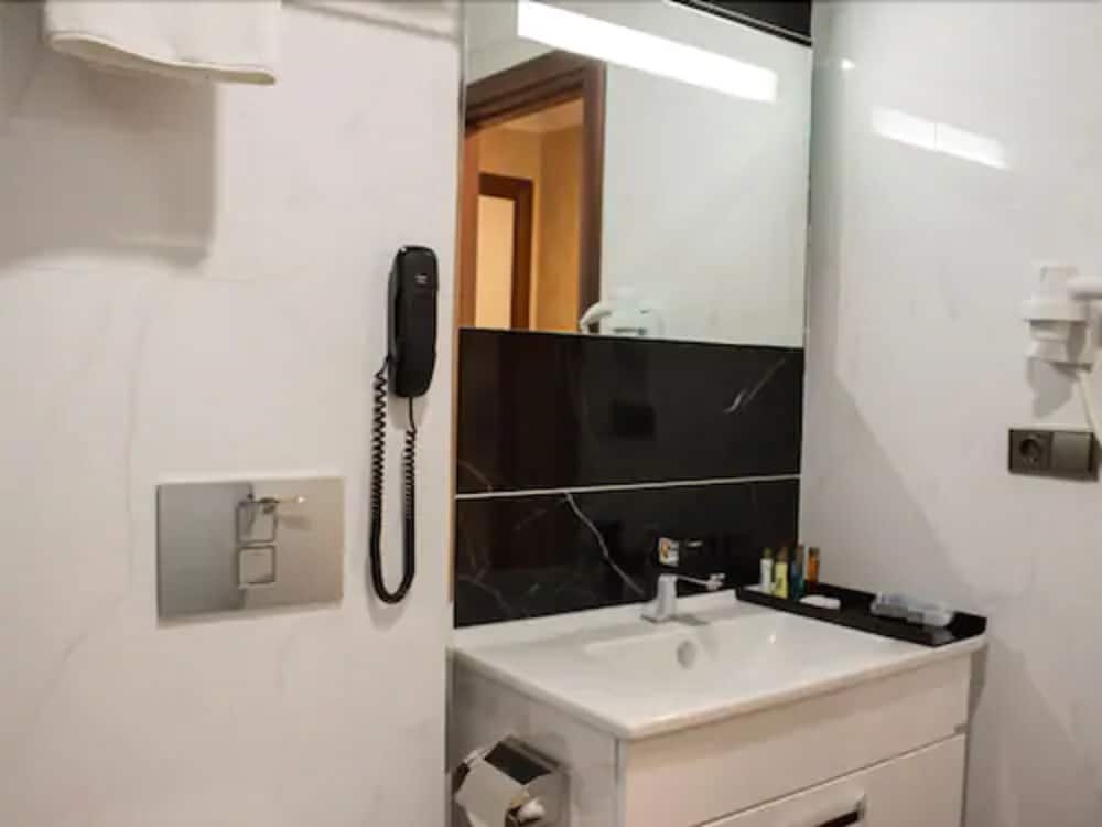 GORUKLE ORUC HOTEL SPA 42/44